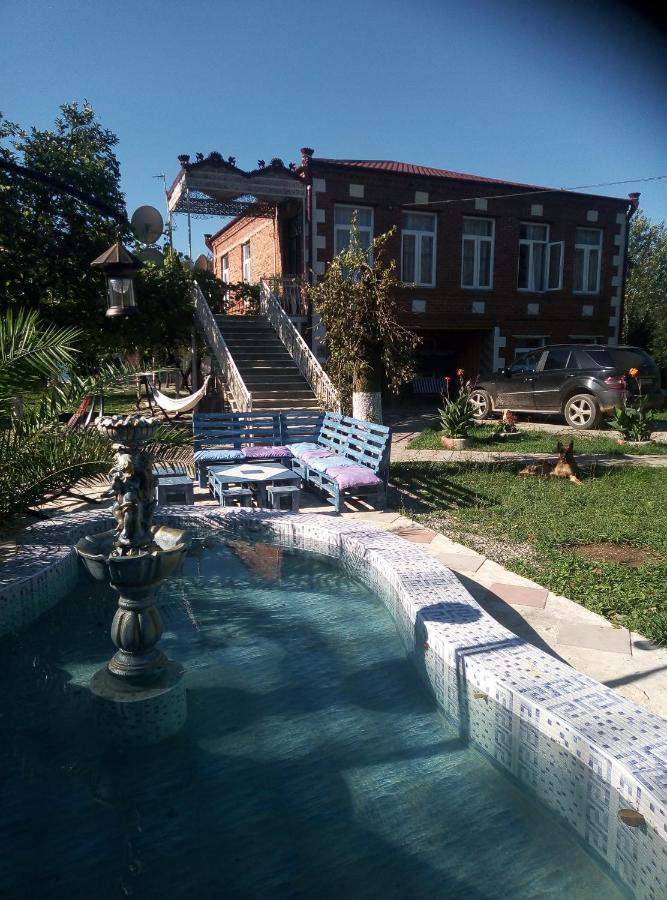 Guest House Danelia Martvili Kültér fotó