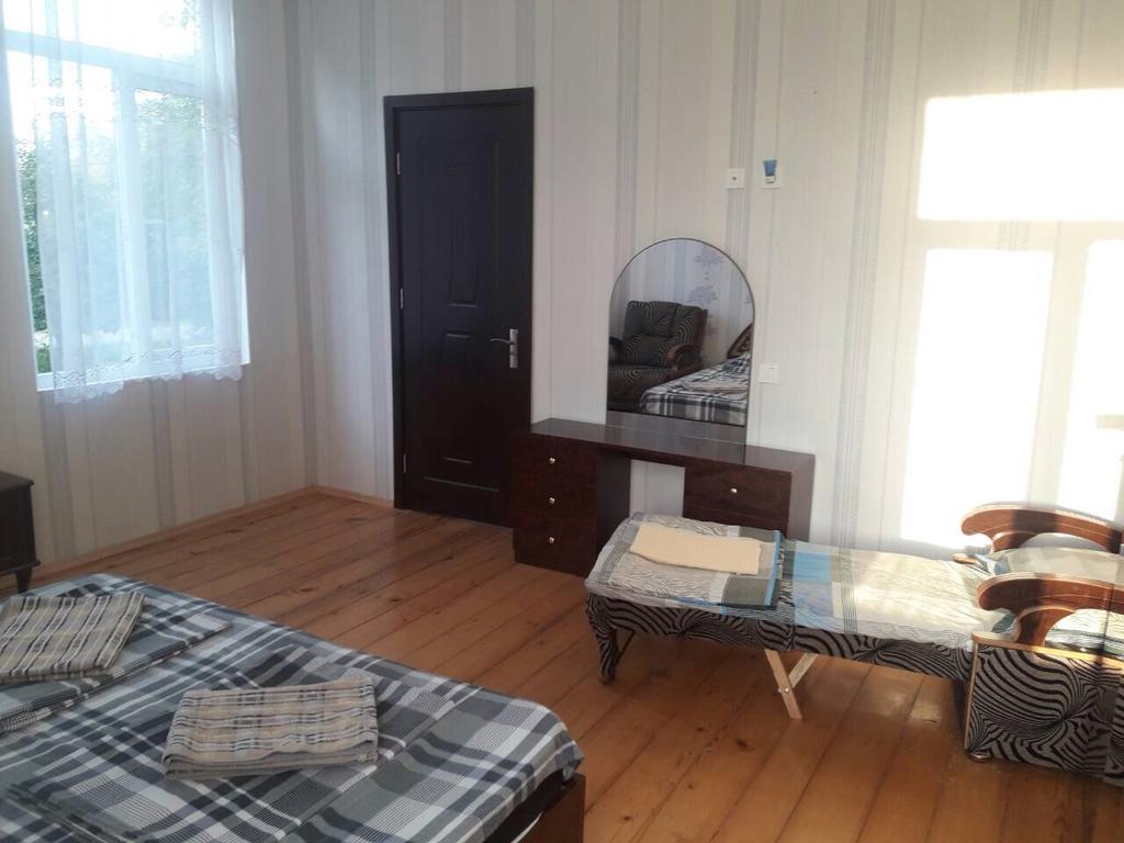Guest House Danelia Martvili Kültér fotó