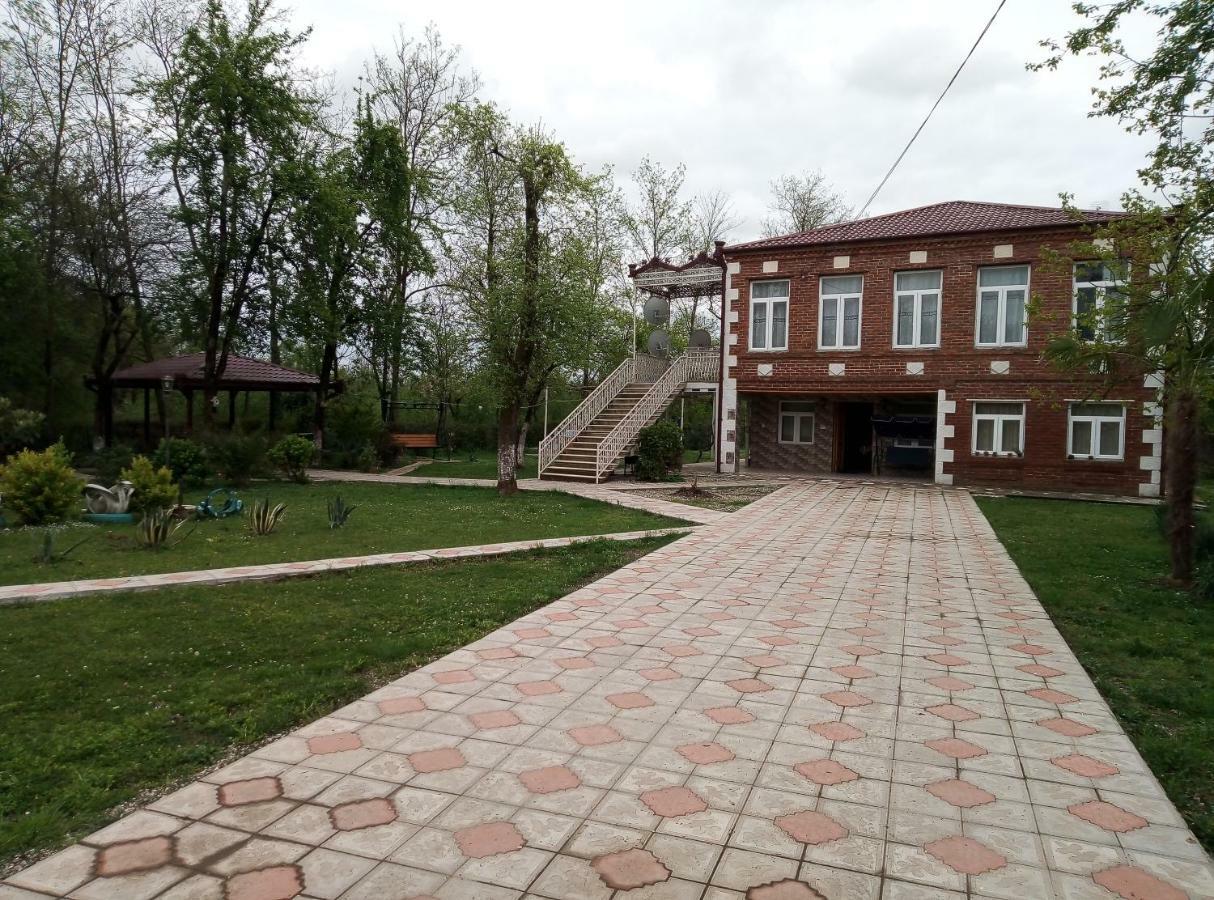 Guest House Danelia Martvili Kültér fotó